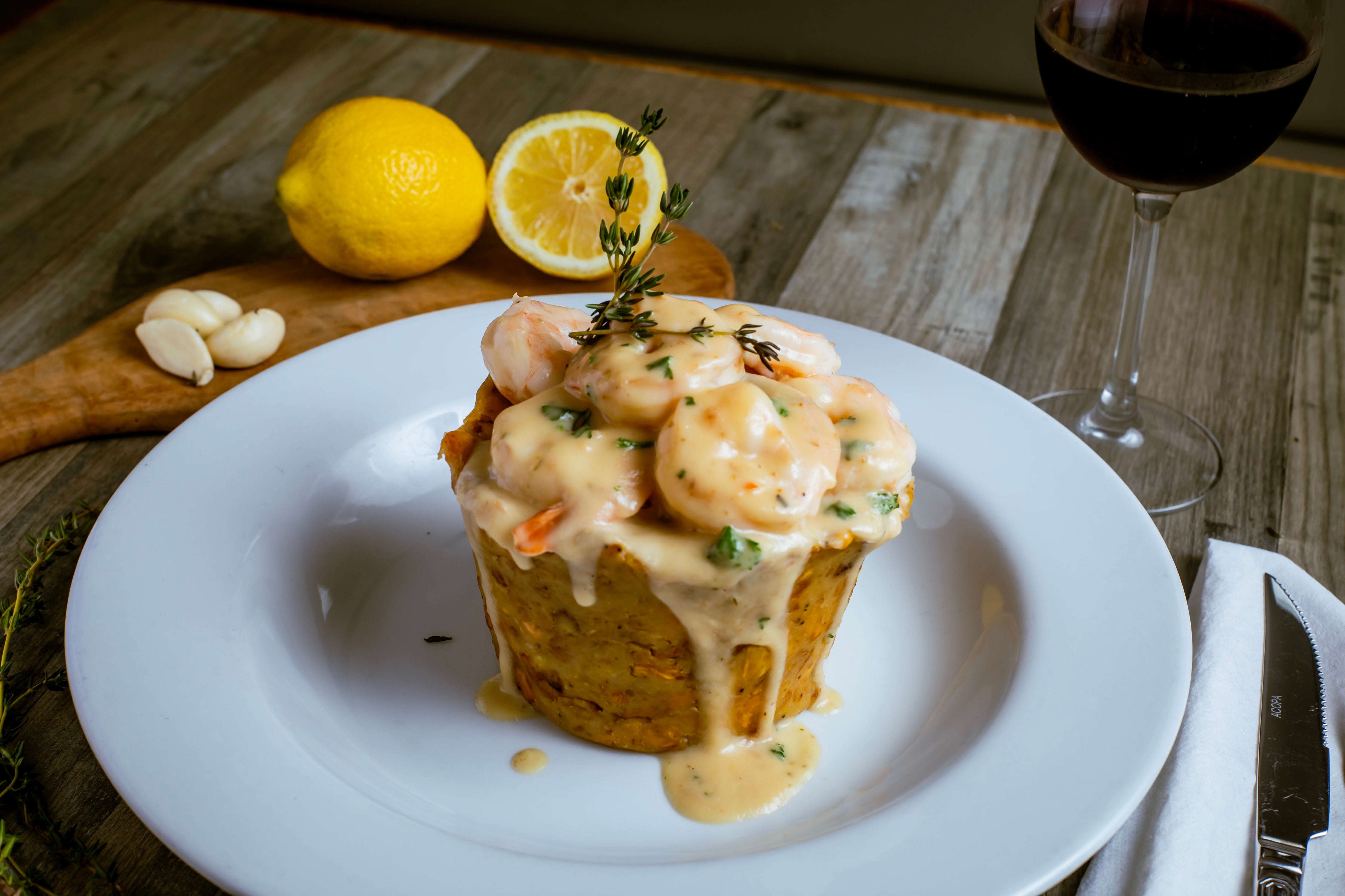 Mofongo Lounge - 8v067dd