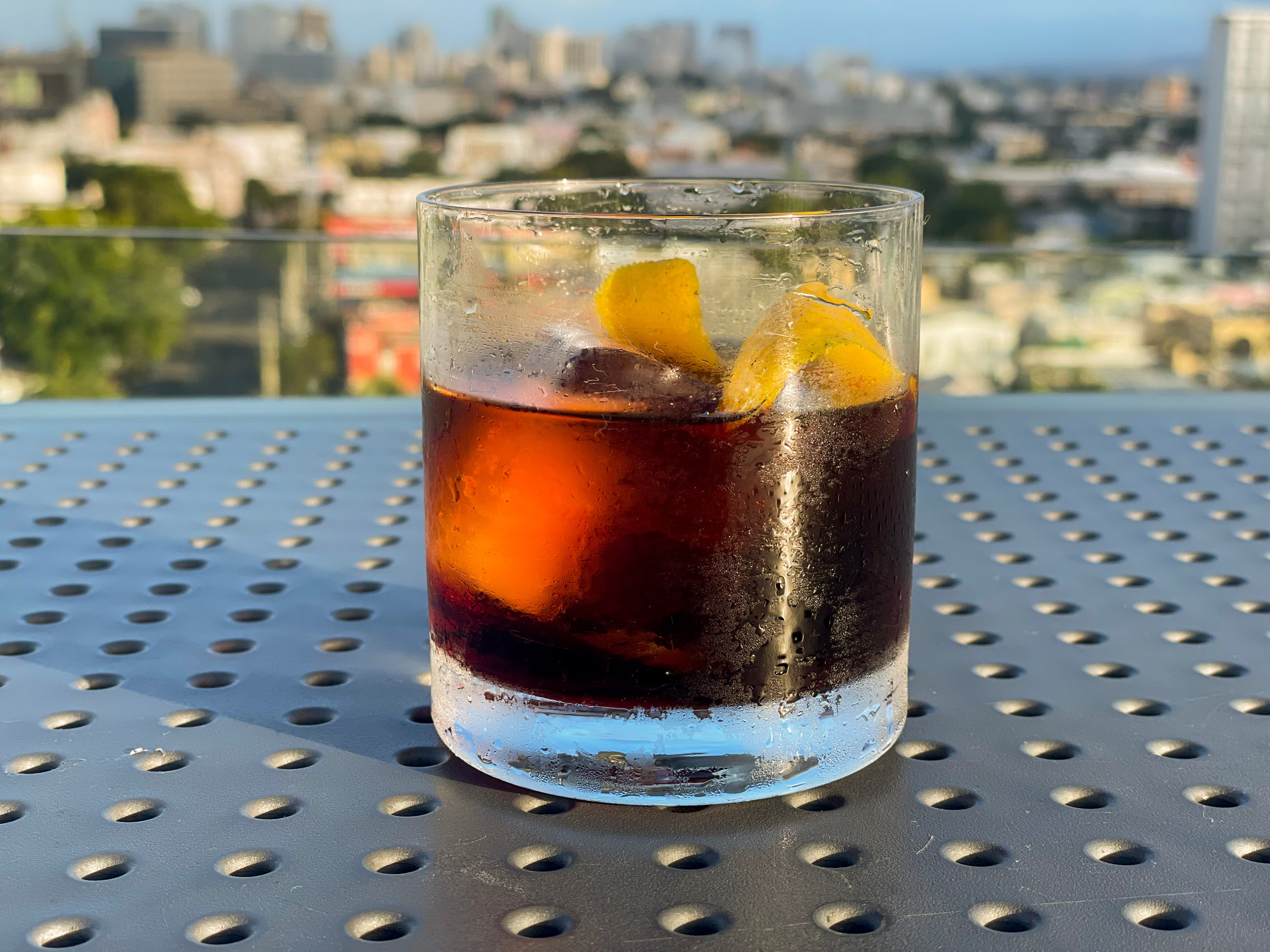 The Bitter End Eter Rooftop & Lounge